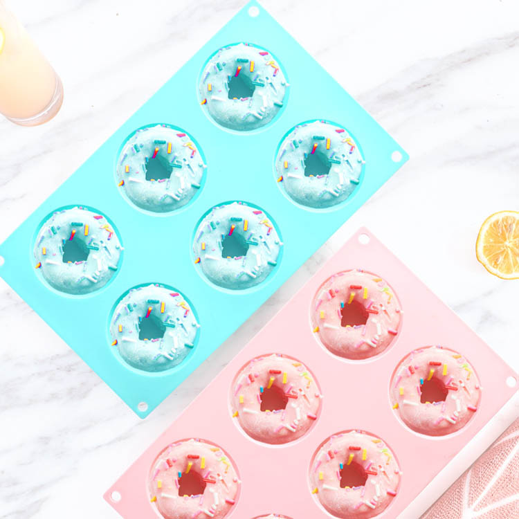 silicone cake mould
